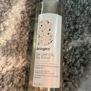 BRAND NEW BRIOGEO BE GENTLE BE KIND SHAMPOO